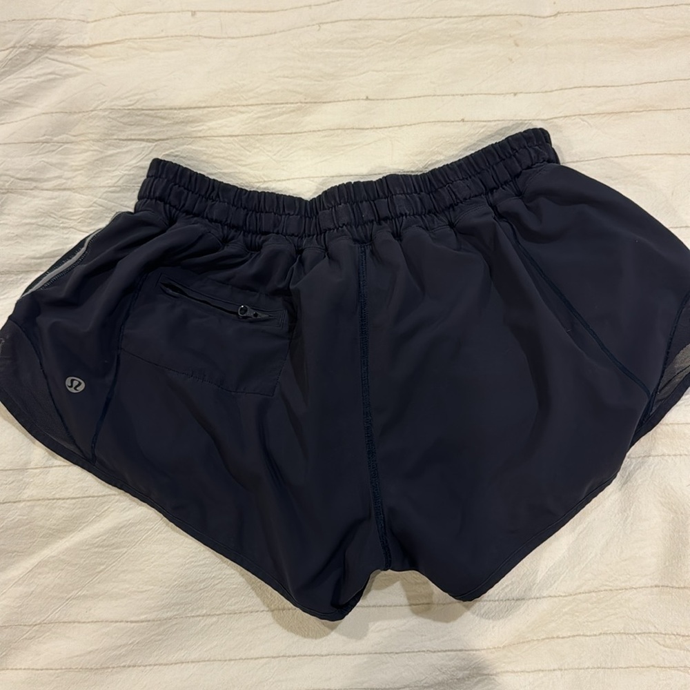 Navy hotty hot 2.5 inch shorts - Picture 2 of 2